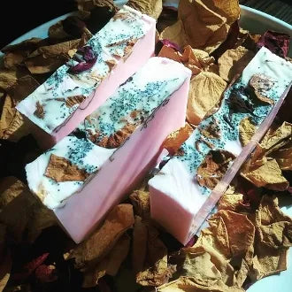 Love Haunt Soap-Stay On Someone's Mind, Permanently!