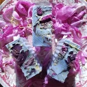 Bewitching Soap-Glamour, Enhance Your Own Unique Appeal